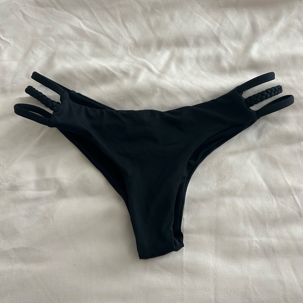 Midori Bikinis Black Scrunch Cheeky Bottoms Size M